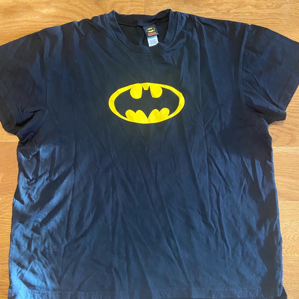 Batman Logo T-Shirt - Black and Yellow XL
